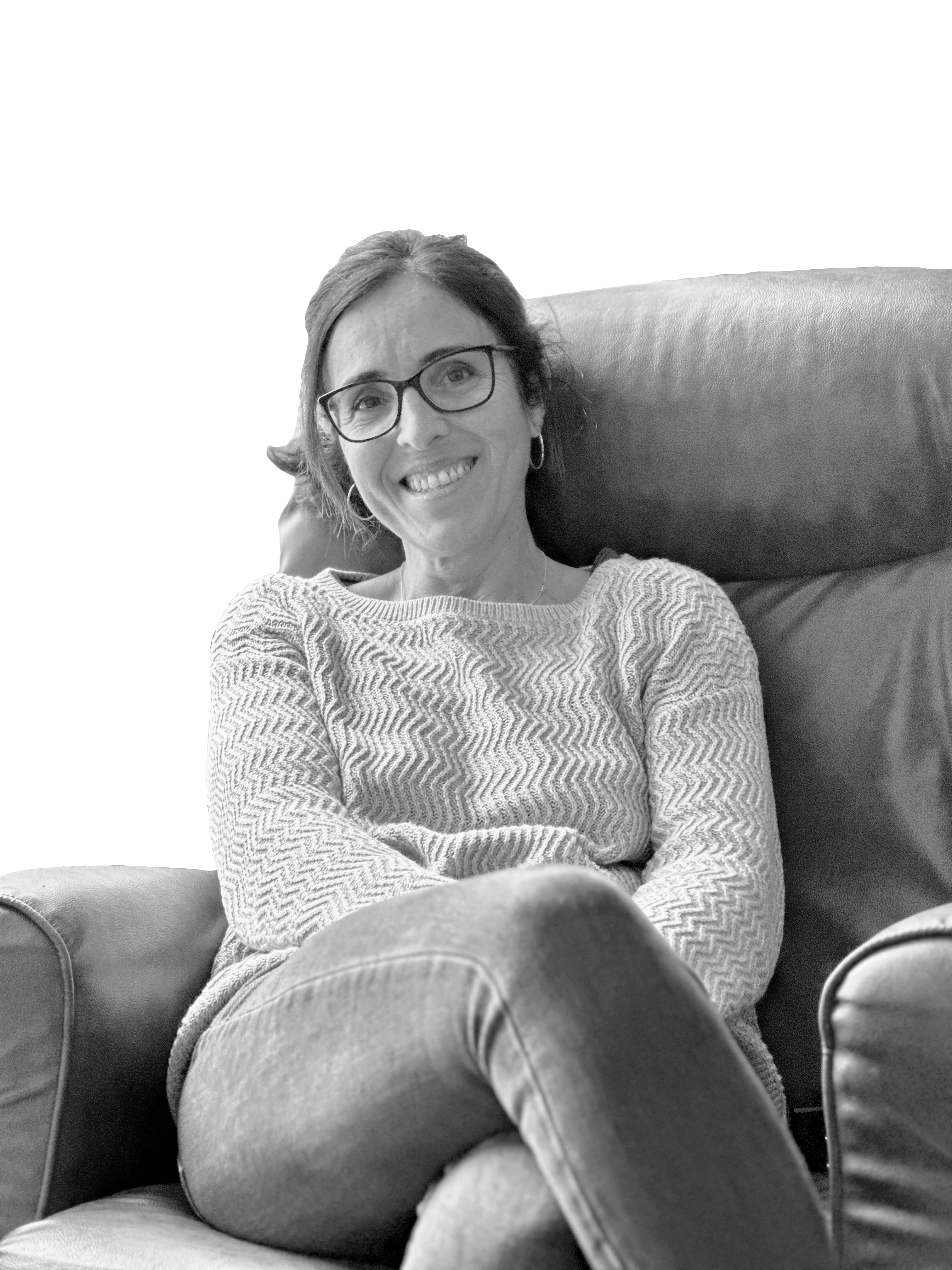 Sara Agullo, Advocada Especialista en Estrengeria, tramitació de permisos de residencia, treball i de nacionalitats.